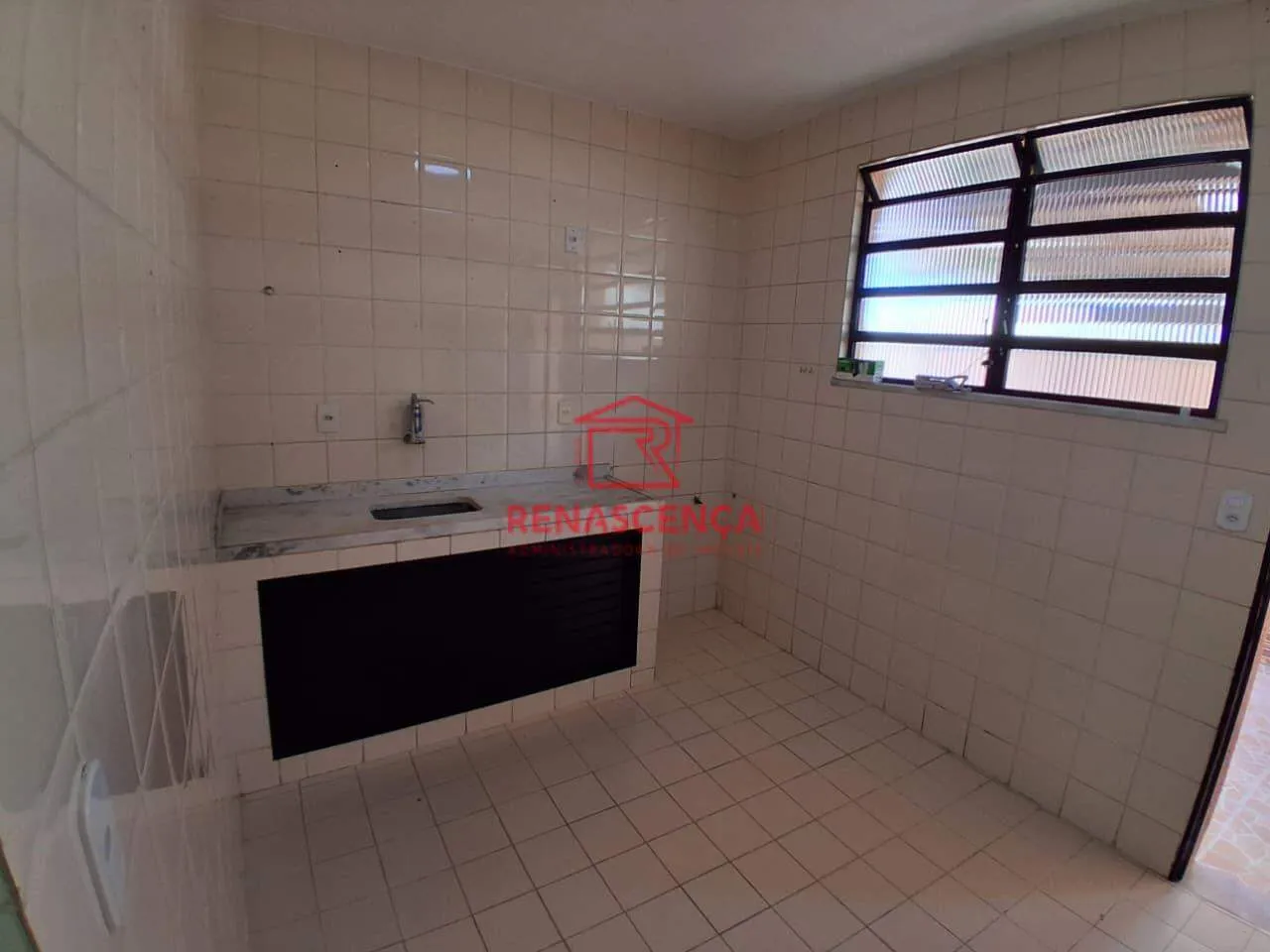 House with 2 bedrooms and mountain view — photo 2