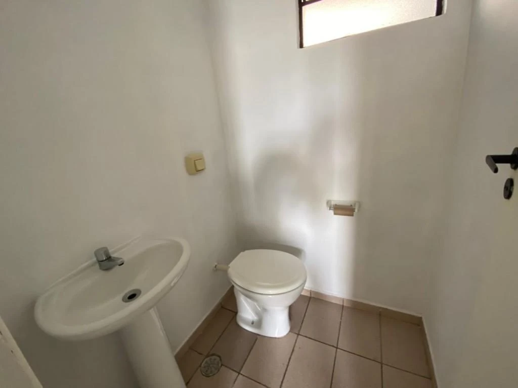 3-bedroom, 100 m² house in Curitiba — photo 9