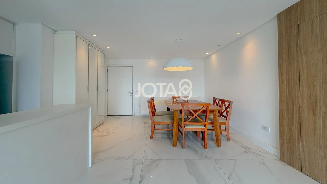 Furnished 3-bedroom apartment with 111 m² and suite — photo 3