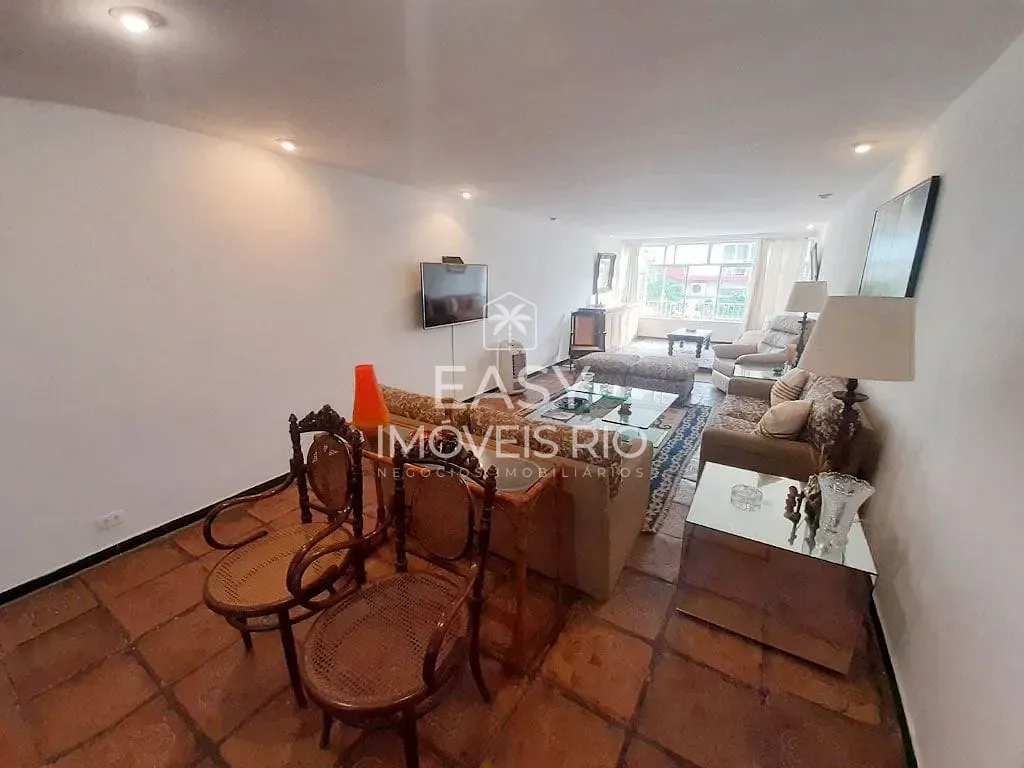 Квартира 315 м² з 4 спальнями та 2 паркомісцями — photo 2