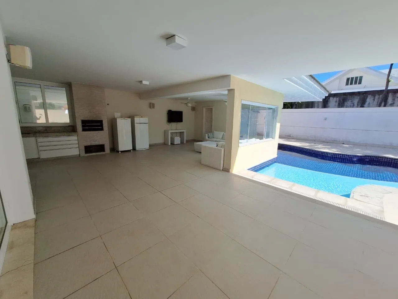 Furnished house with 4 bedrooms and 5 bathrooms — photo 13