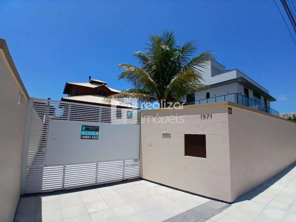 Casa sin amueblar con 3 dormitorios y balcón — photo 4