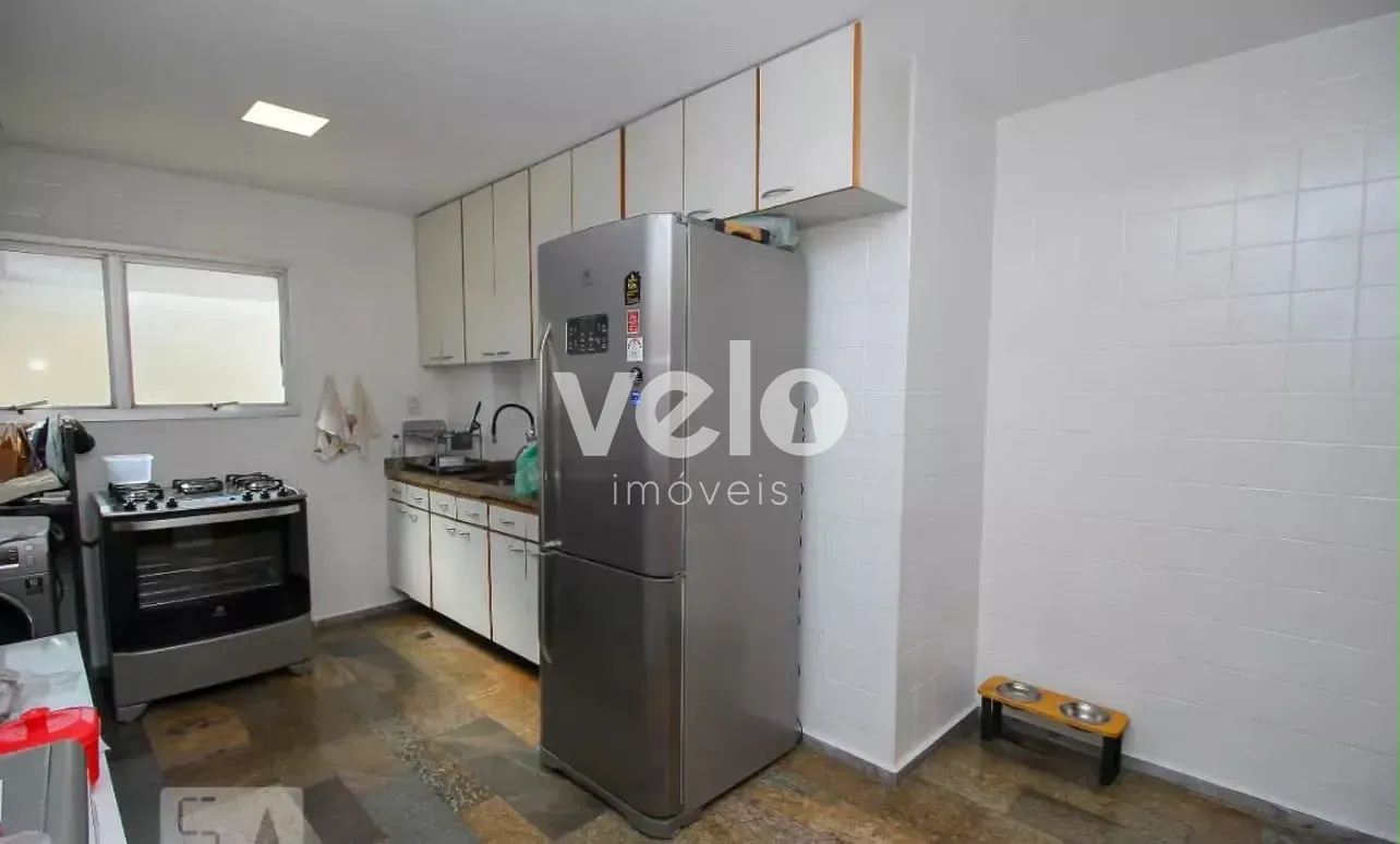 2-bedroom apartment with a washing machine — photo 10