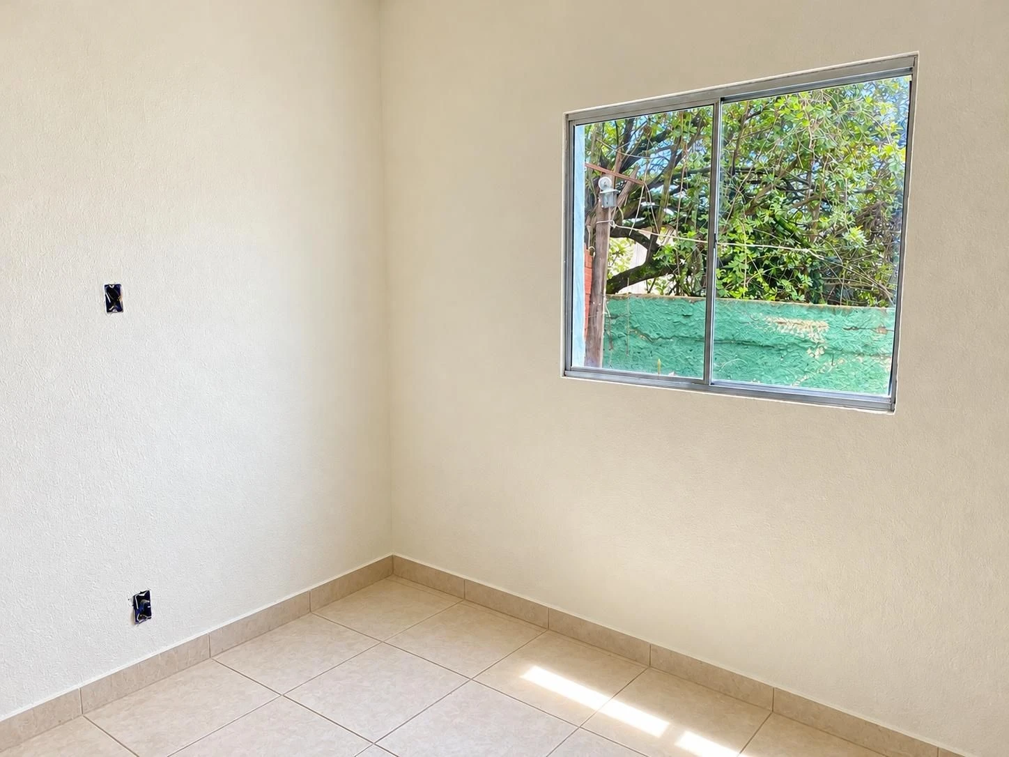 2-bedroom house, 1 with its own bathroom, 42 m² — photo 3