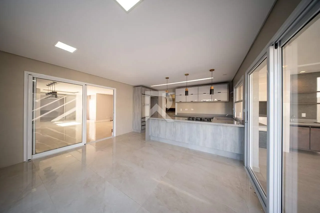 House, 441 m², with a private BBQ — photo 24