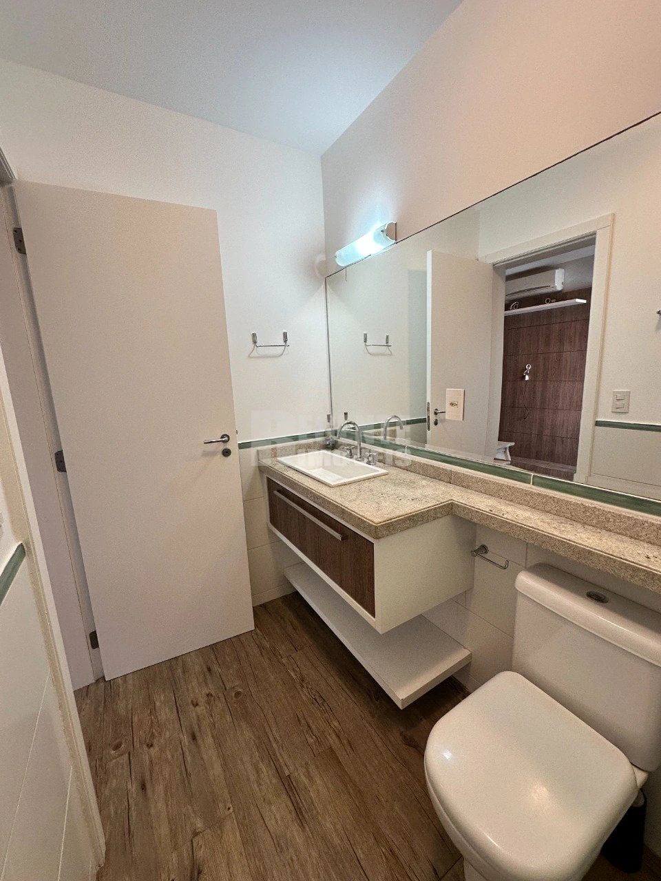 Furnished apartment, 87 m², with a grill on the balcony — photo 23