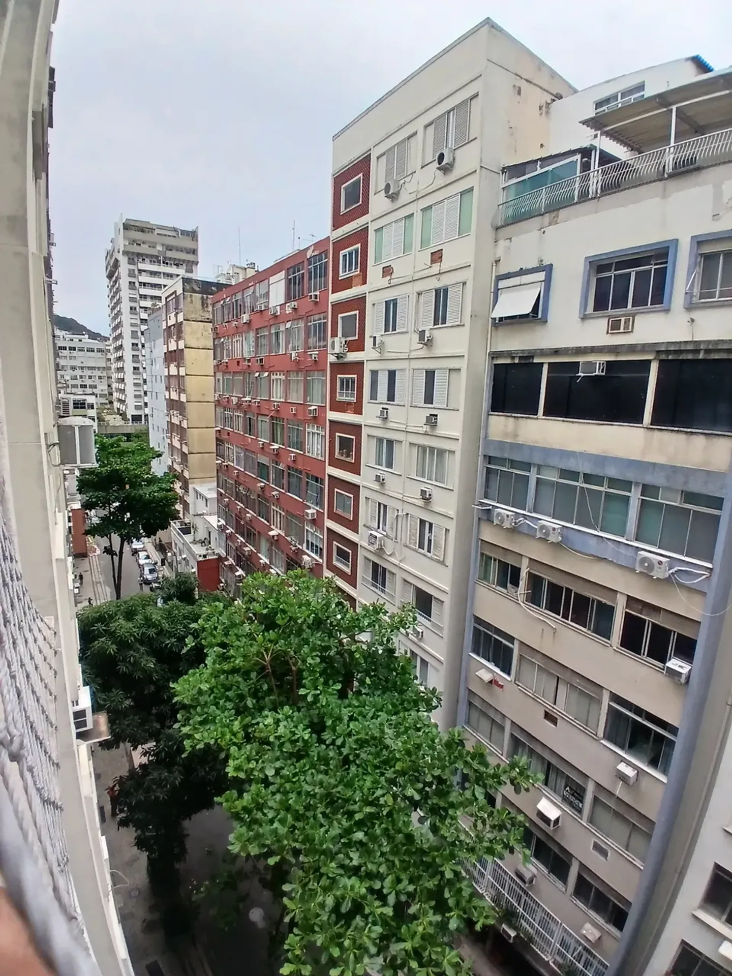 Apartamento de 2 quartos com vaga e vista para a cidade — photo 27