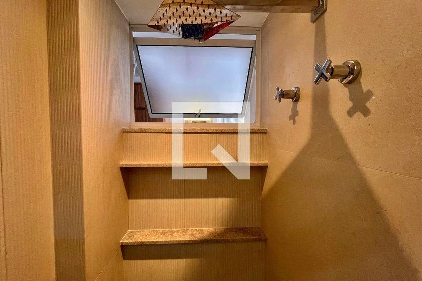 3-bedroom apartment with a home office — photo 35