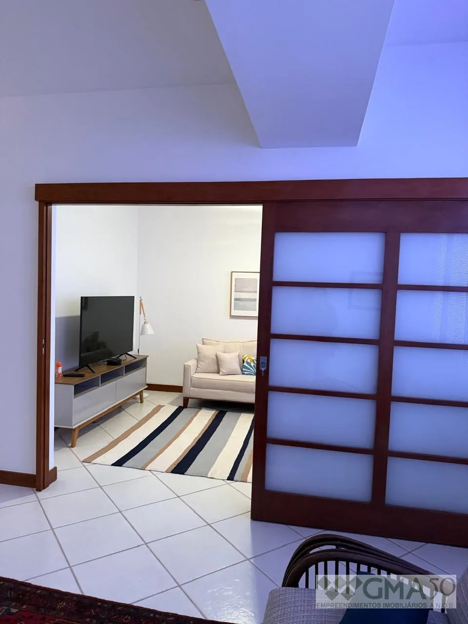 Furnished apartment with 3 bedrooms and 2 bathrooms — photo 10