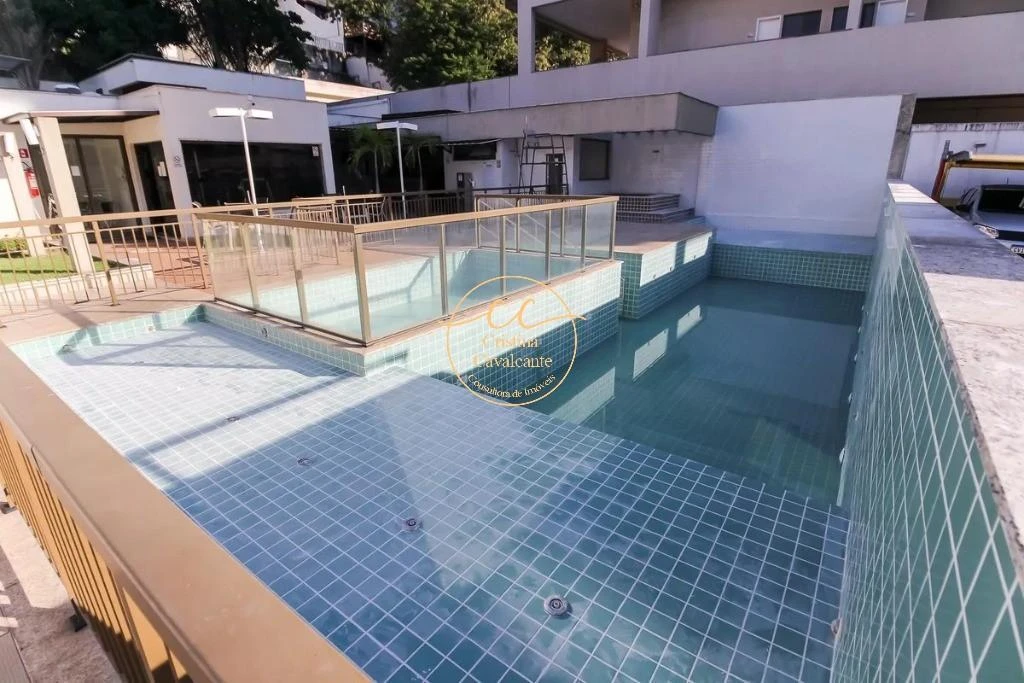 Furnished 2-bedroom apartment with 1 en-suite and balcony — photo 23