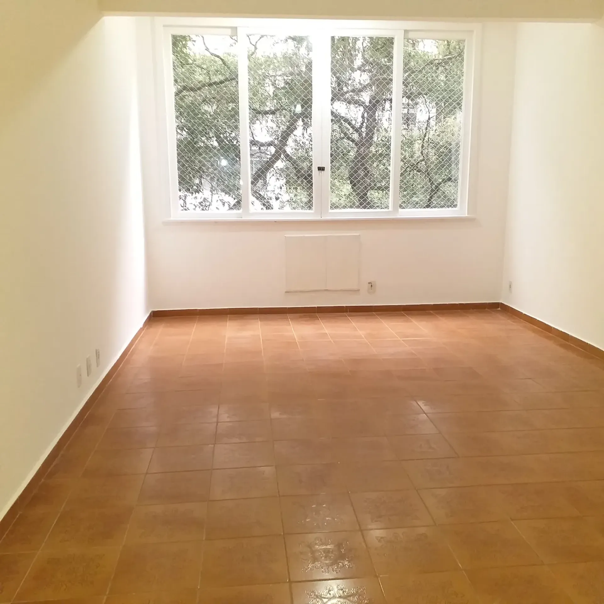 Apartamento para aluguel com 3 quartos e 100 m² — photo 2