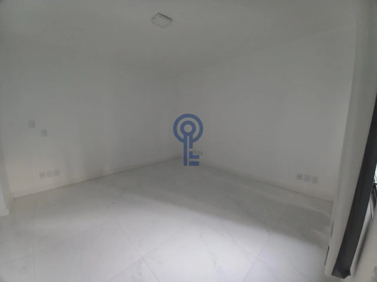 29 m² studio with 1 bedroom and open-plan kitchen — photo 10