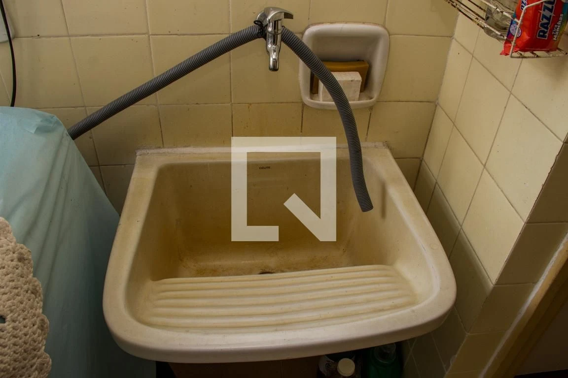 Apartamento mobiliado com 2 quartos e cozinha fechada — photo 7