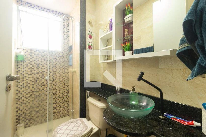Furnished apartment with 2 bedrooms and 1 bathroom — photo 42
