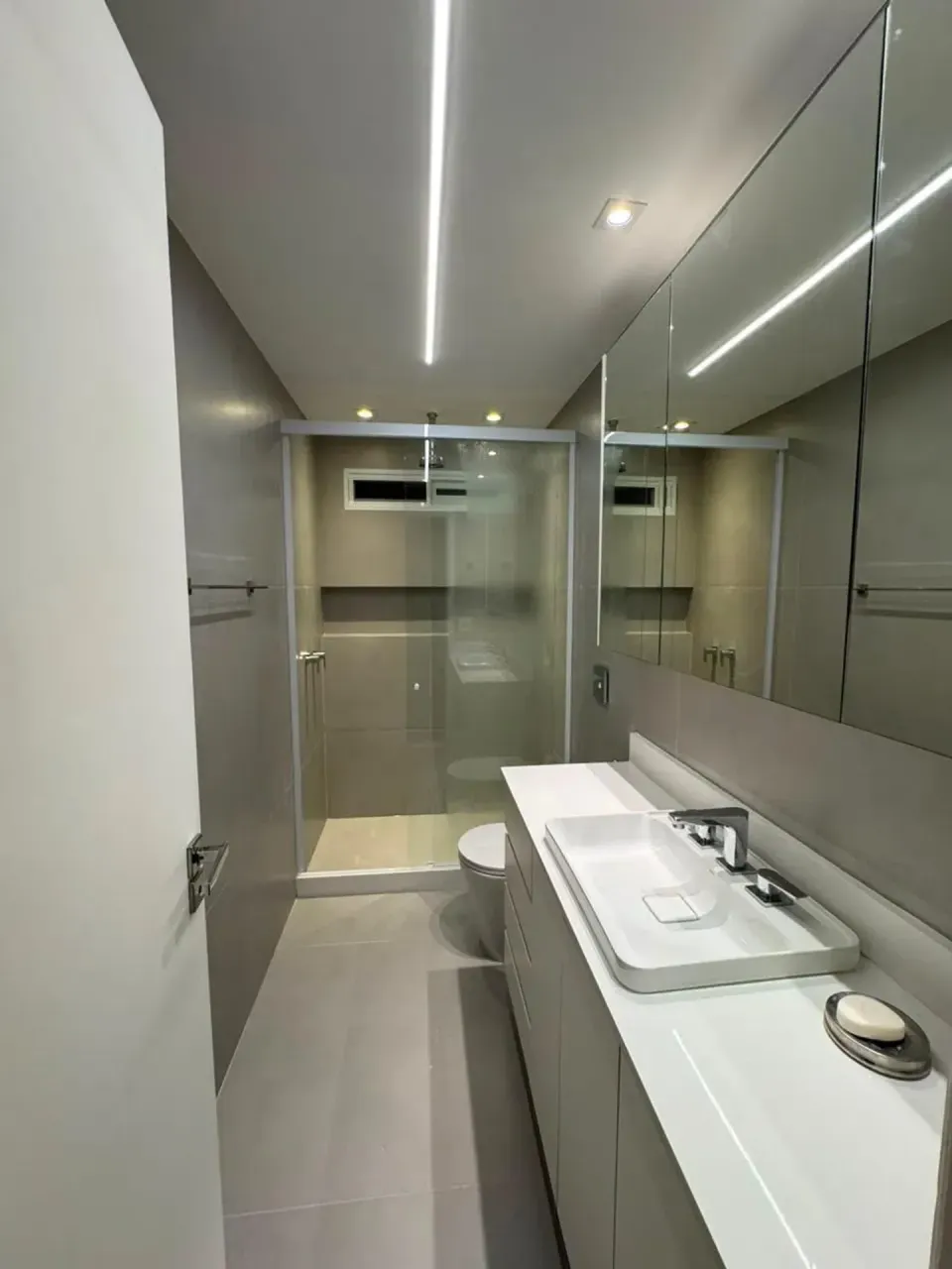 Furnished 81 m² apartment with 2 bedrooms and gas stove — photo 17