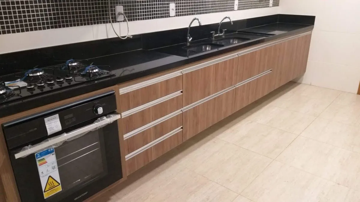 Будинок з 5 спальнями, 5 ванними та 2 місцями паркування — photo 15