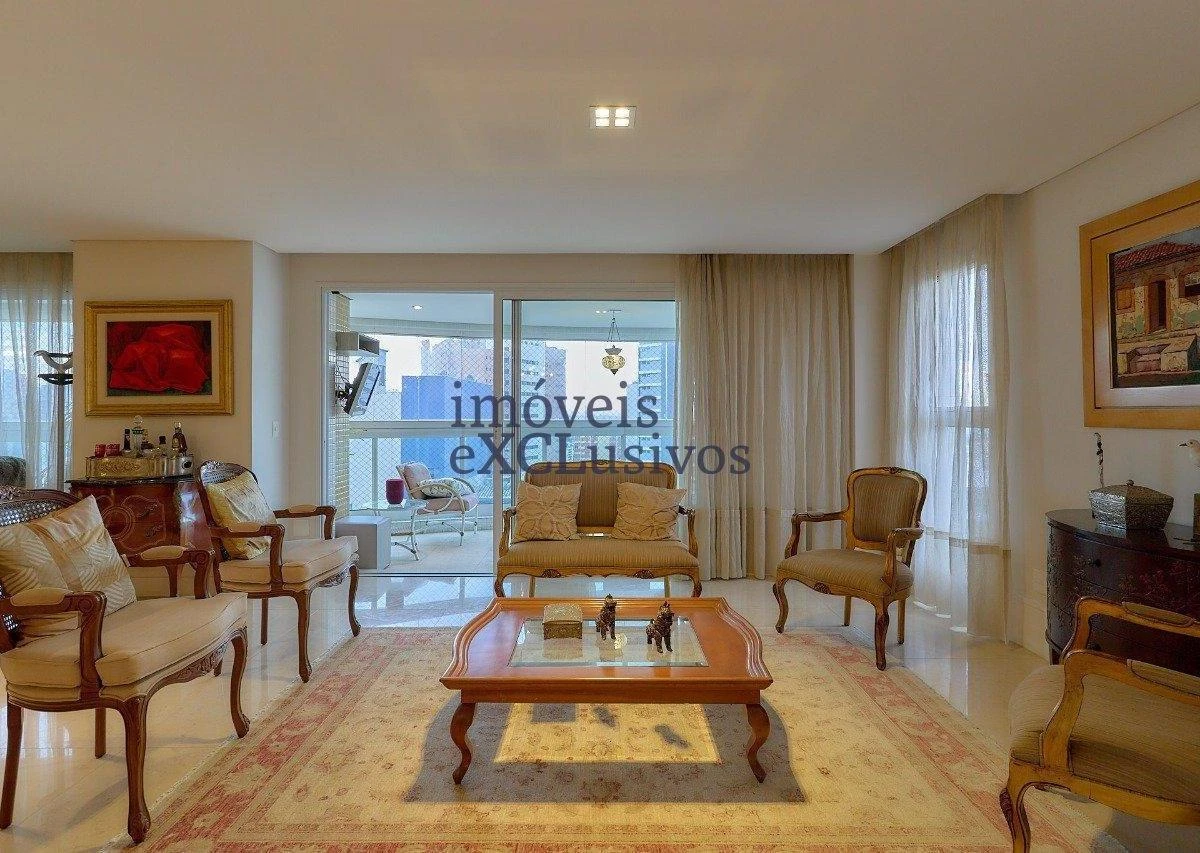 Furnished 240 m² apartment with 3 en-suites — photo 15