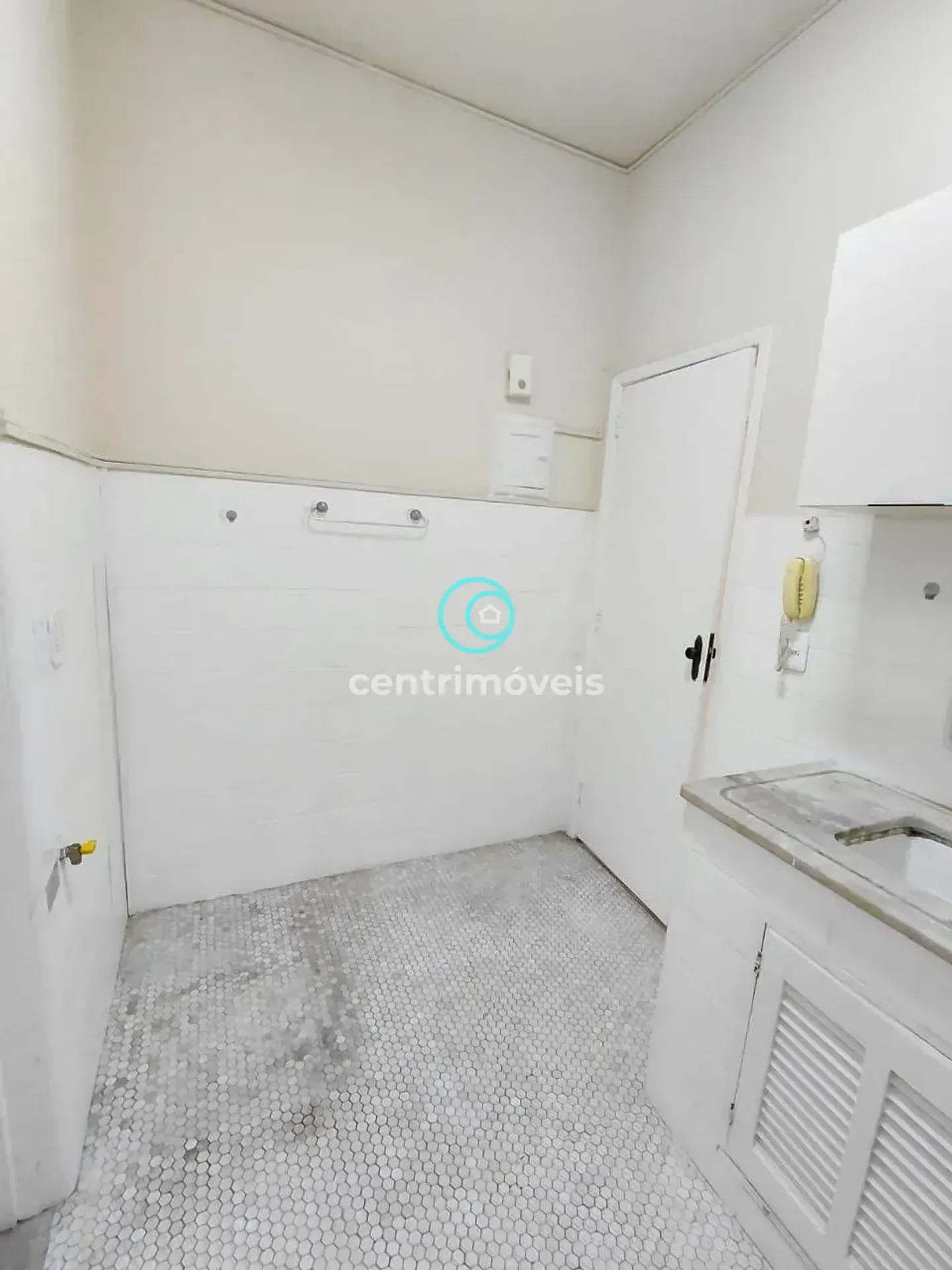 1 quarto e banheira: apartamento de 44 m² — photo 8