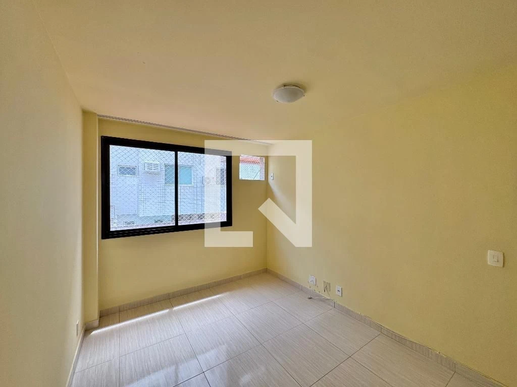 Apartment, 92 m², with a glass-enclosed balcony — photo 22