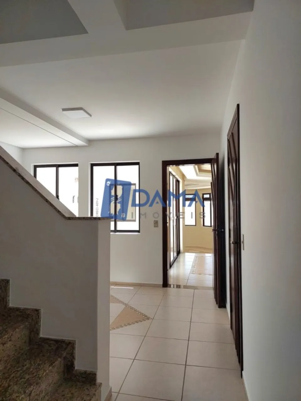 Будинок із 2 спальнями на 450 м² та 5 місць — photo 2