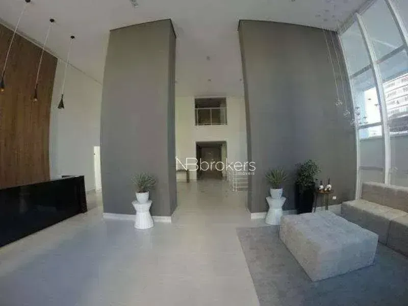 Apartamento duplex de 130 m² com 1 quarto e varanda — photo 40