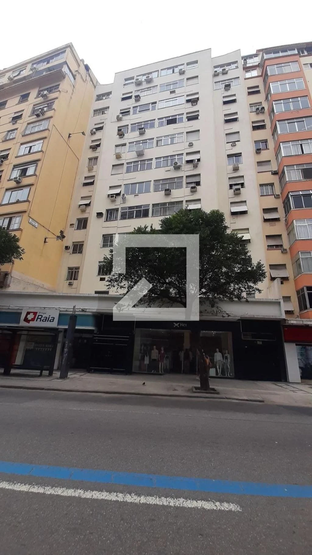 Затишна мебльована квартира з пральною машиною та 3 спальнями — photo 43