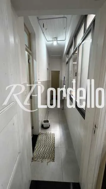 Apartment, 122 m², with wood or laminate floors — photo 22