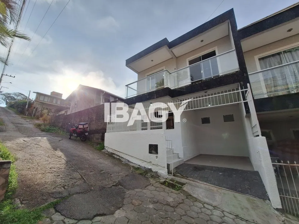 155 m² house with 2 bedrooms and a guest half-bath — photo 22