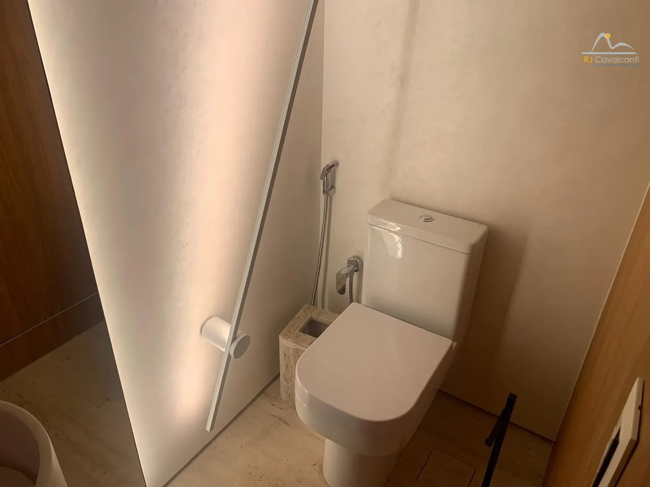 2-bedroom apartment with 3 bathrooms and 2 parking spaces — photo 35