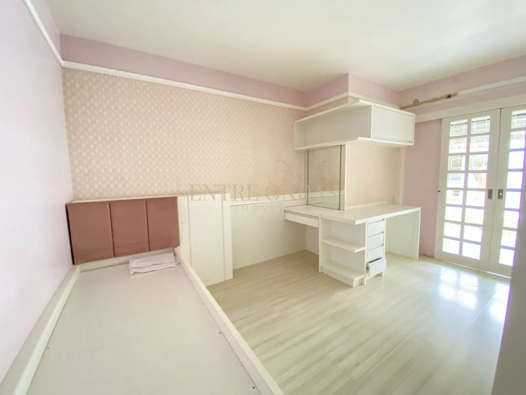 Home office in a 3-bedroom house, 170 m² — photo 26