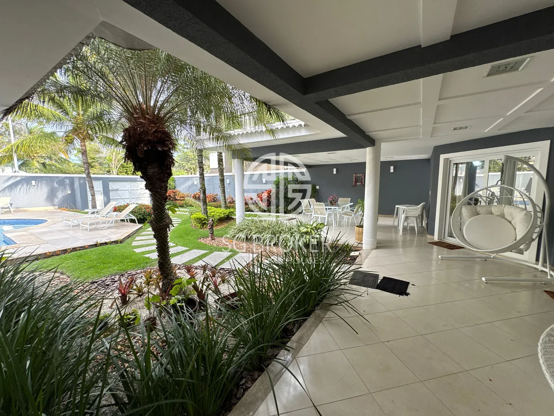 Casa para locação com 5 quartos e churrasqueira na varanda — photo 16