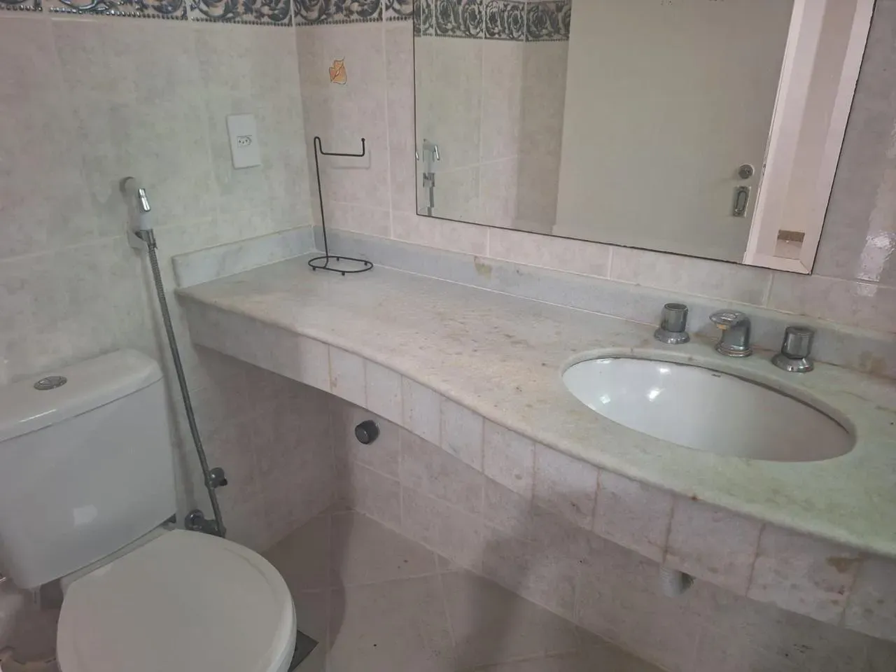 Apartamento sem mobília com 3 quartos e varanda — photo 21
