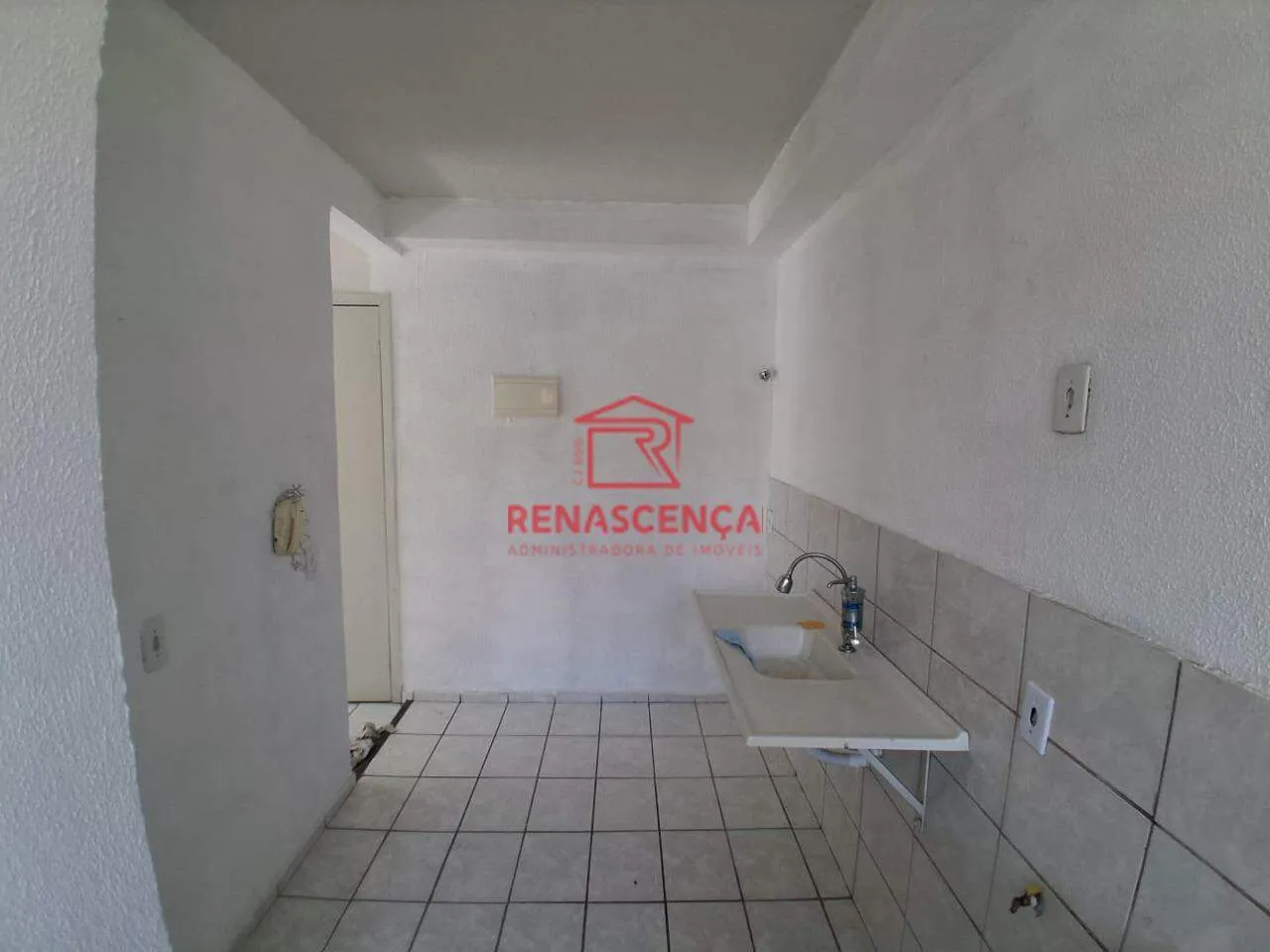 2-bedroom 45 m² unfurnished apartment with 1 parking — photo 2