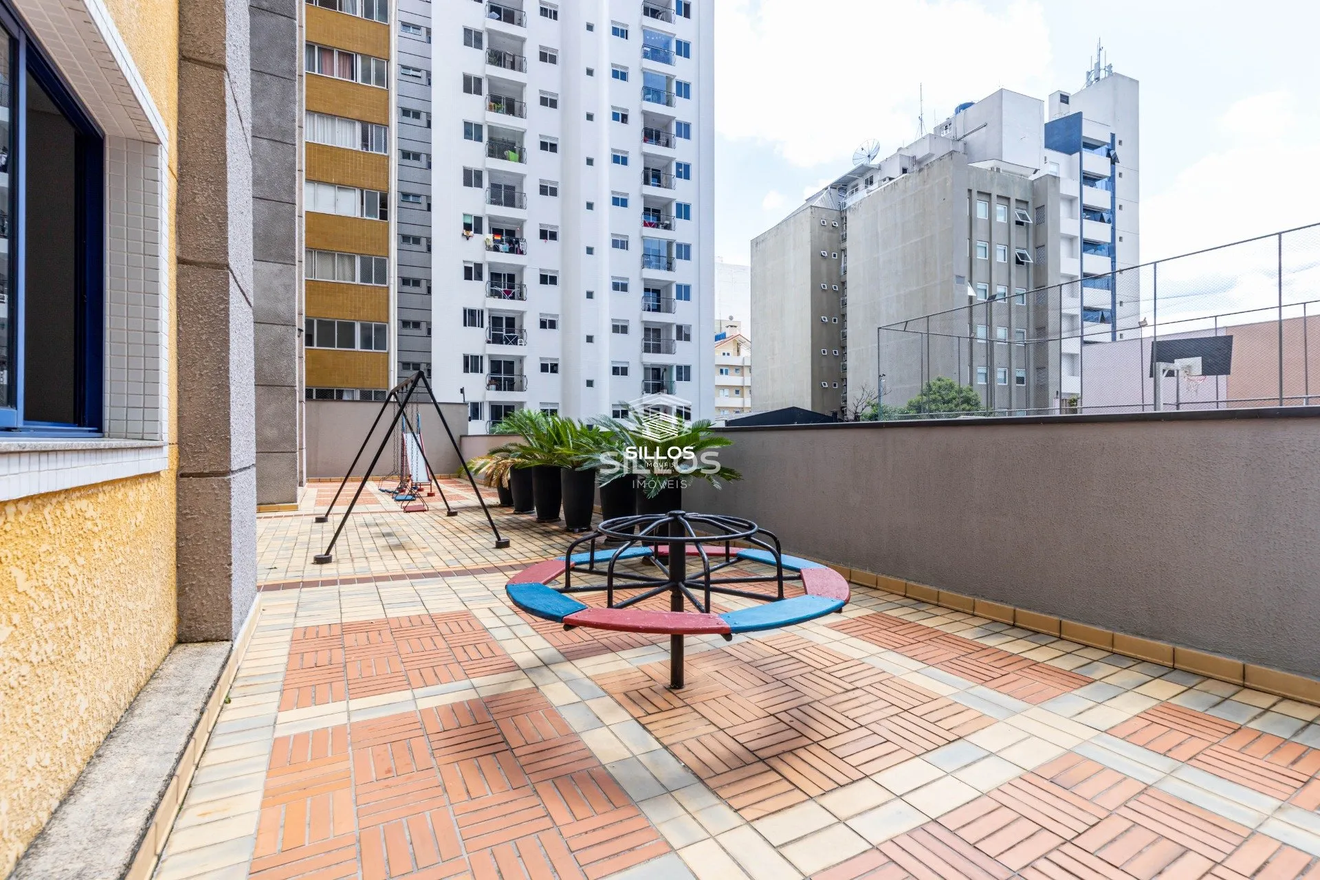 Ванна та 2 спальні: квартира 83 м² — photo 24