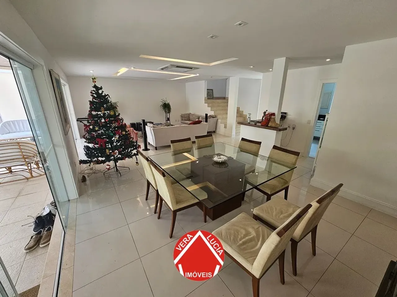 Casa em condomínio com 4 quartos e 5 banheiros — photo 6