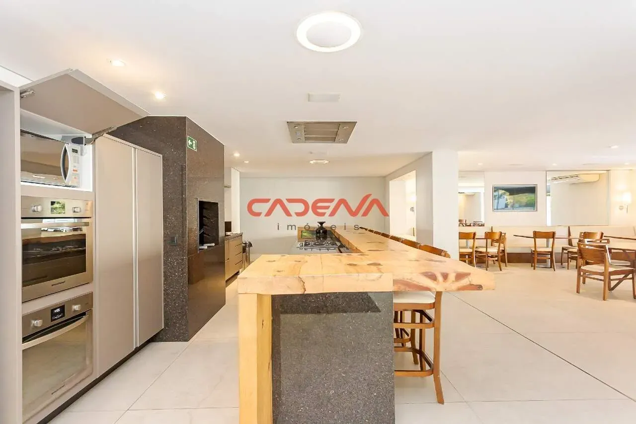 Large apartment with 4 bedrooms and 329 m² plus 2 parking — photo 33
