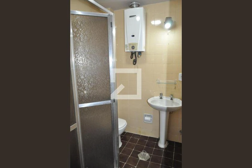 Rental apartment with 2 bedrooms and a private garden — photo 48