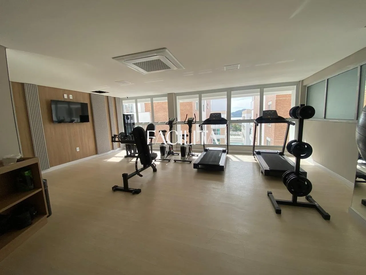 1-bedroom apartment with 3 parking spaces and 120 m² on 4th floor — photo 20