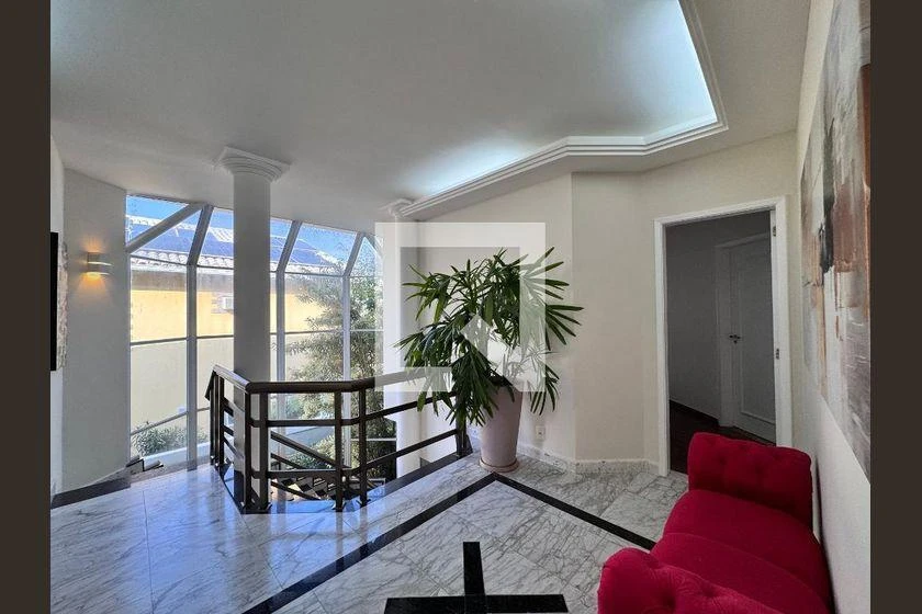 Furnished 6-bedroom house with 387 m² and 4 en-suites — photo 2
