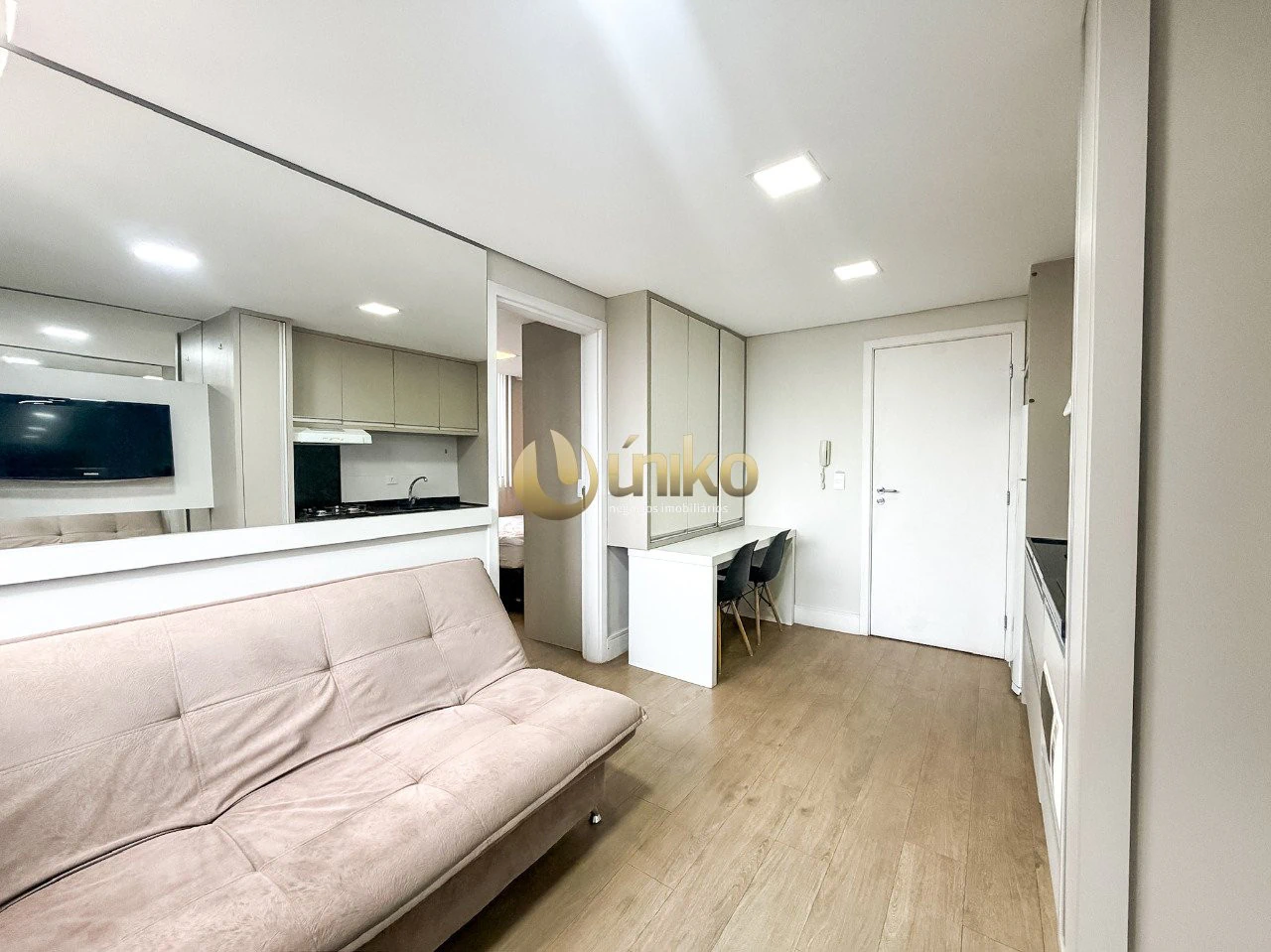 Apartamento mobiliado de 1 quarto com cozinha aberta — photo 11