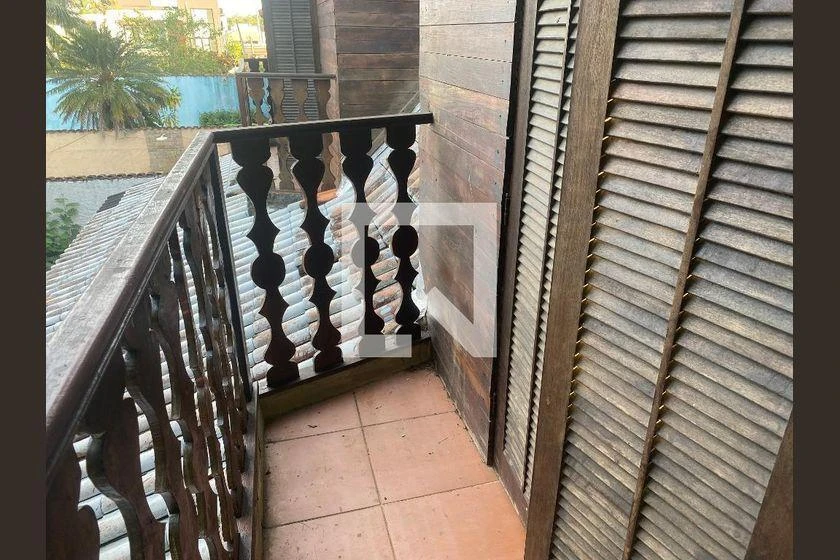 6-bedroom house with a balcony, 220 m² — photo 7