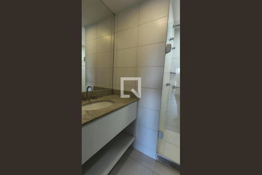 83 m² apartment with 1 en-suite and a balcony — photo 19