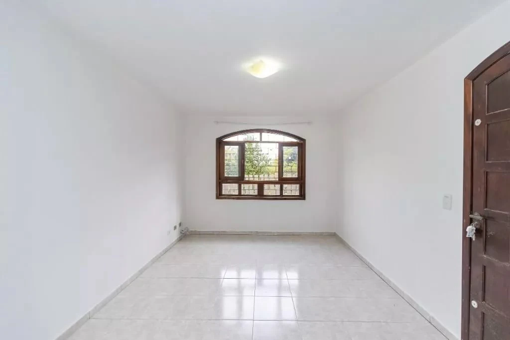 Two-story house with 3 bedrooms and 173 m², 2 parking — photo 23