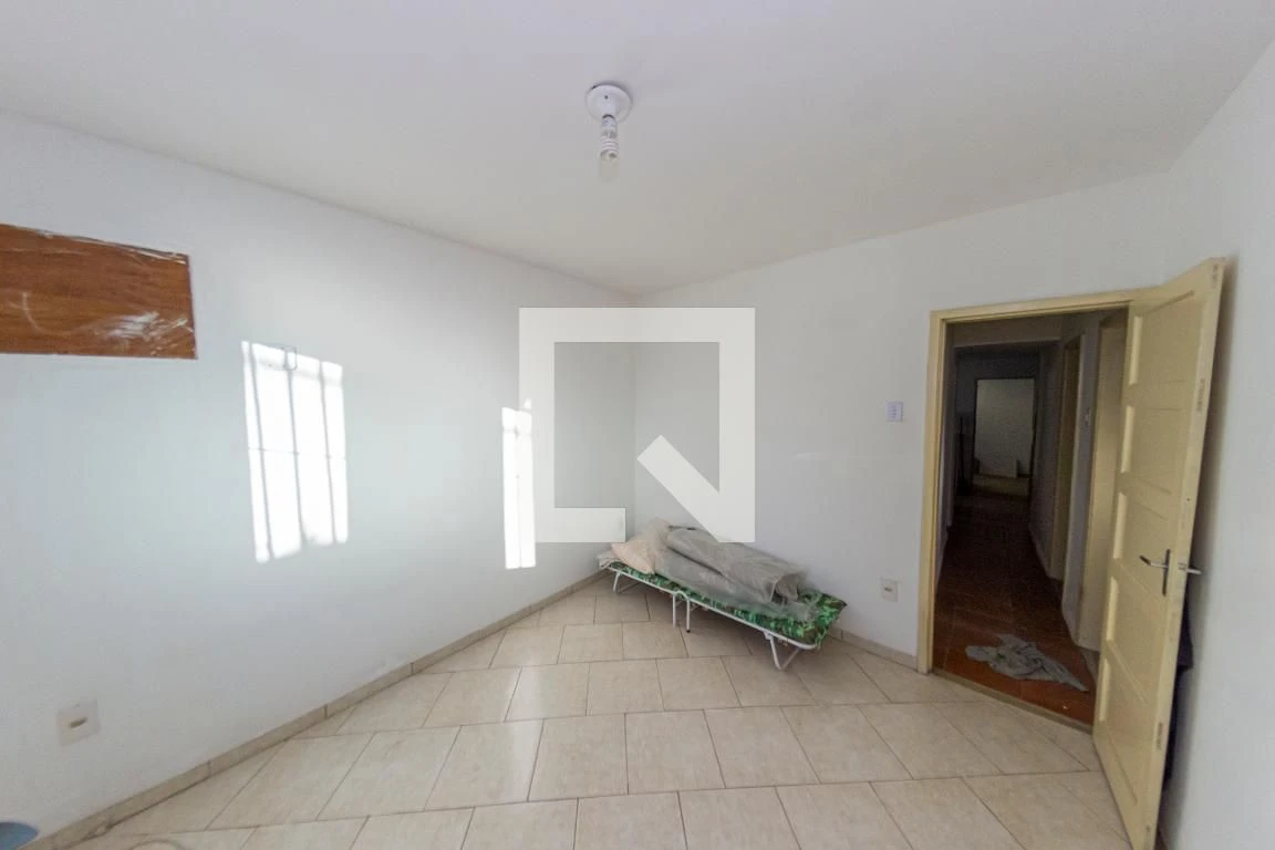 Casa com 3 quartos e varanda — photo 36