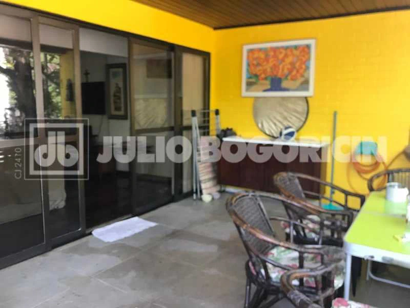 Furnished 167 m² apartment with 3 bedrooms and balcony — photo 6
