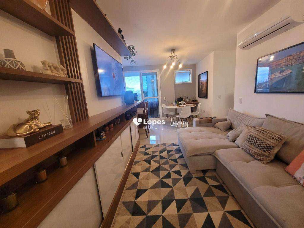 Furnished 2-bedroom apartment with a private BBQ — photo 4