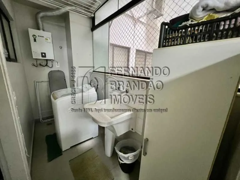 3-bedroom apartment with an open-plan kitchen — photo 22