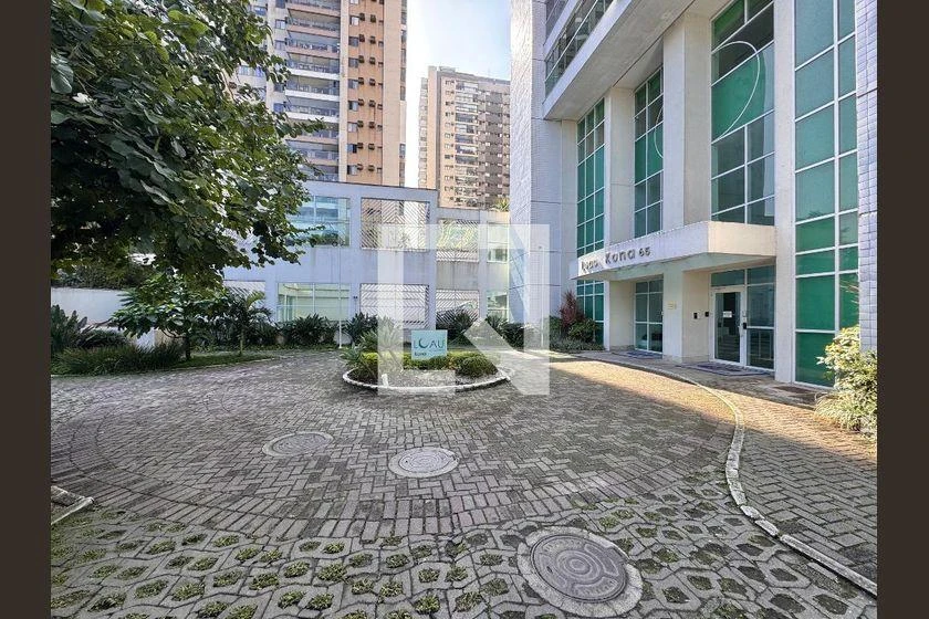 Rental apartment with 3 bedrooms, balcony 94 m² — photo 50