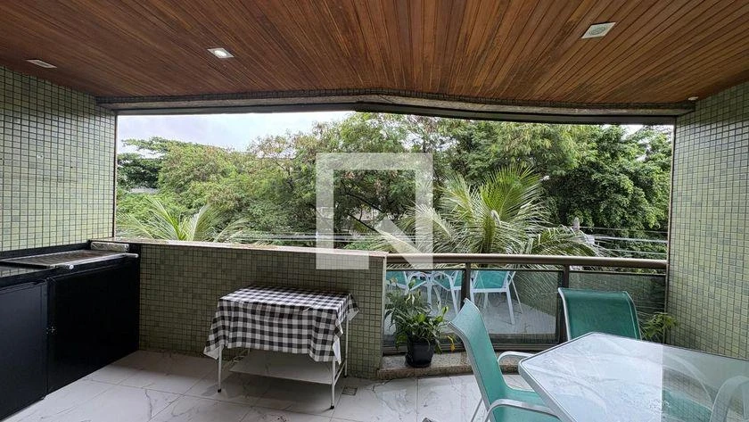 3-bedroom apartment with a grill on the balcony — photo 33