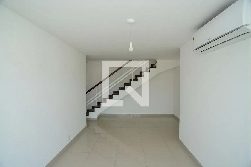 3-bedroom apartment in a building with a gym — photo 37